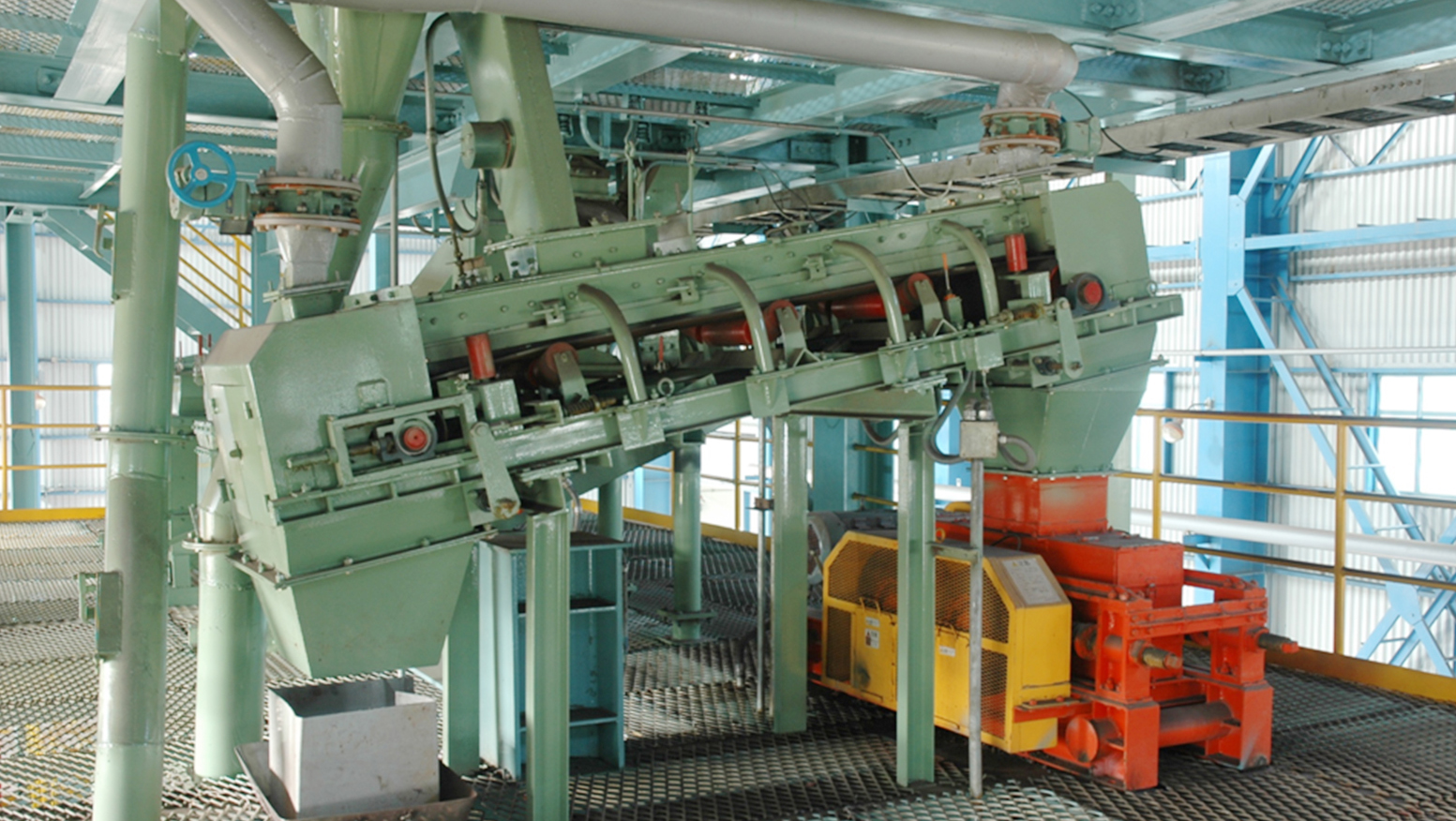 原料自動化采様及分析系統.jpg 原料自動化采様及分析系統.jpg