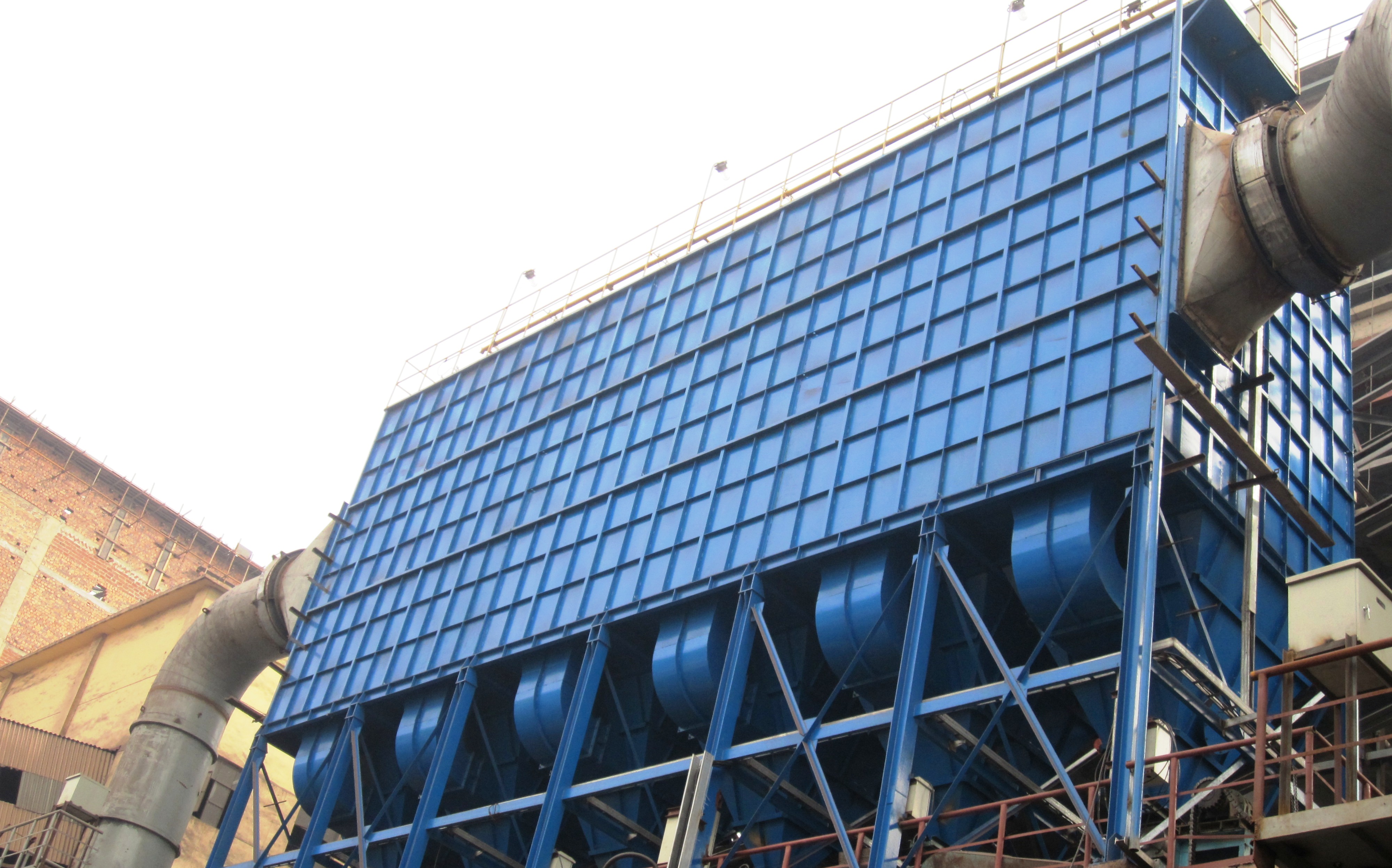 煤化工:输送系统除尘机组.jpg 煤化工:输送系统除尘机组.jpg